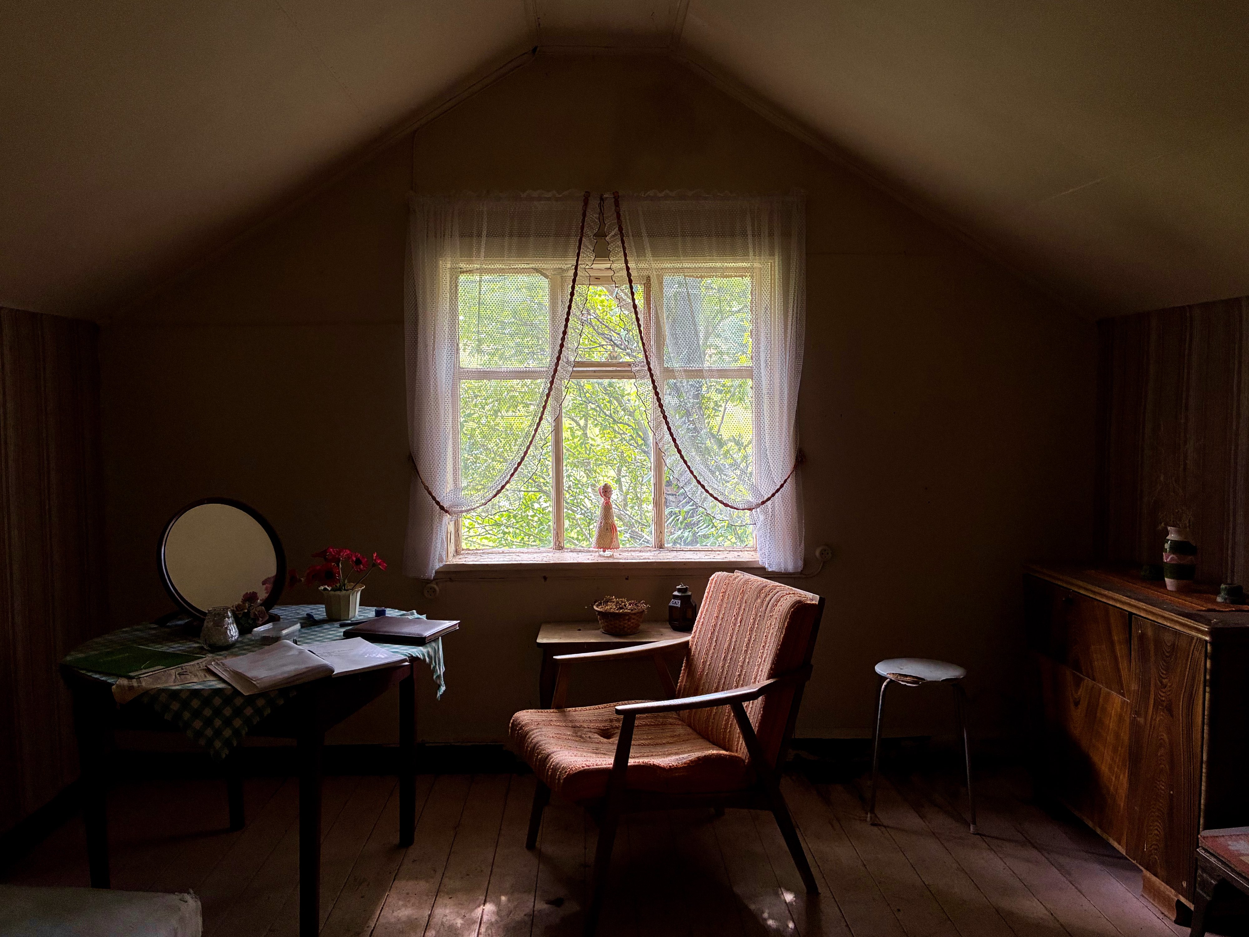 A cosy room in an abandoned house.